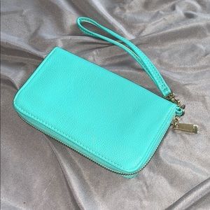wristlet